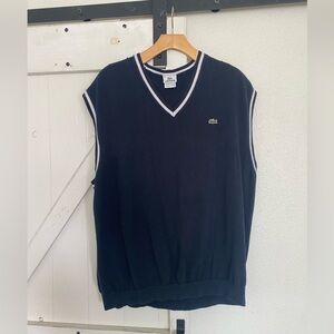 Men’s 2XL Lacoste vest.
